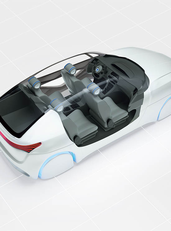 Ihre Branche: 3D-Animation eines weißen Autos und Fahrzeuginnenraum, leicht futuristische Darstellung