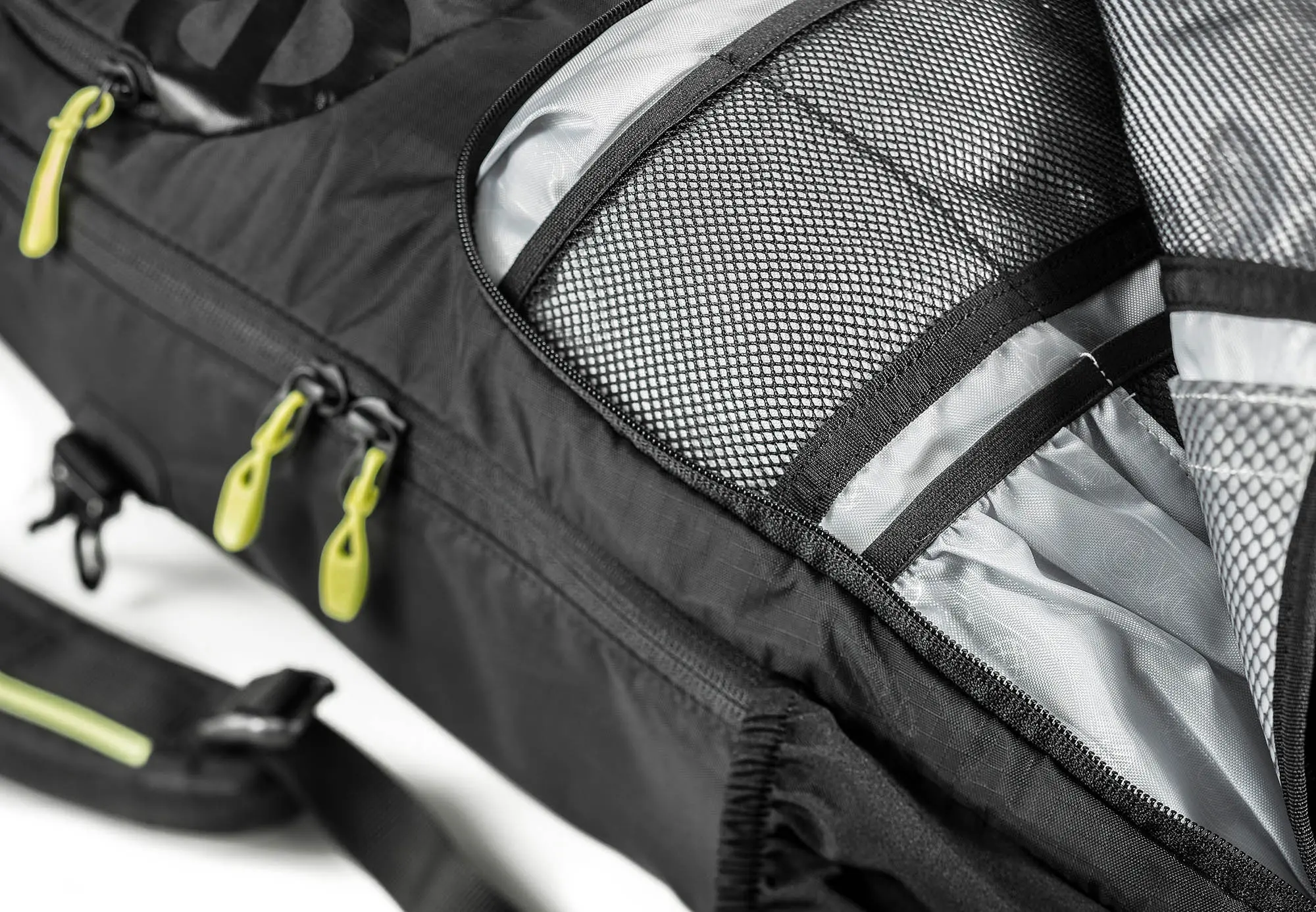 Non-elasticated nets in a backpack – JUMBO-Textil